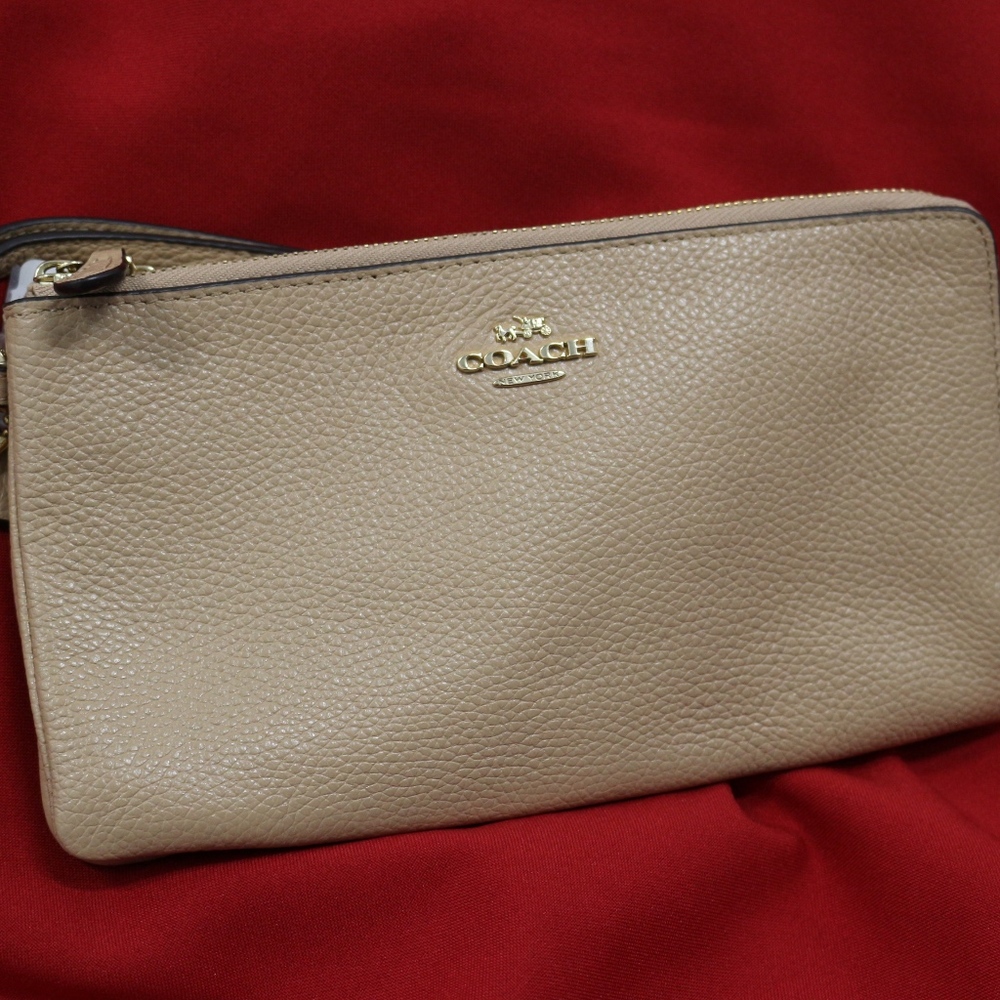 COACH Double Zip Wallet in Polished Pebble Leather